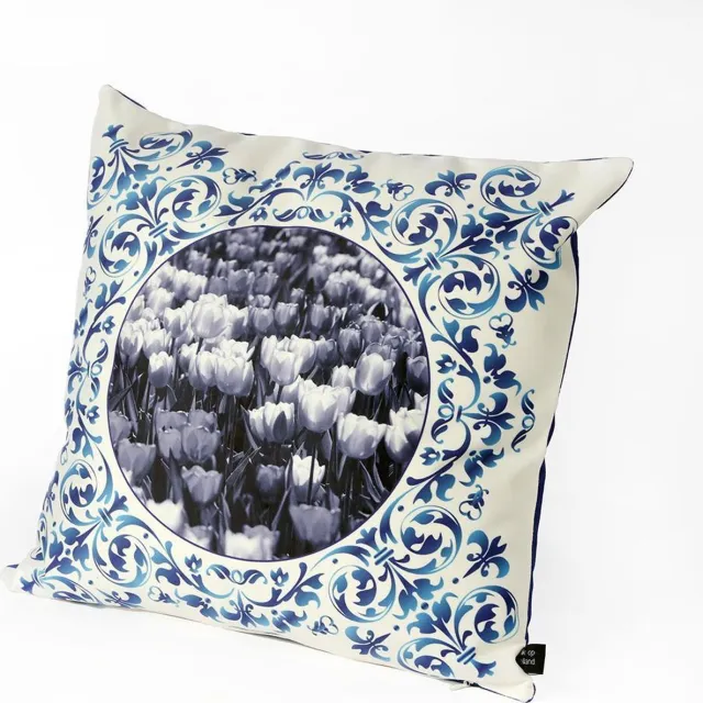 Hugs Sierkussen - Indoor Delfts Tulpen - Wit En Blauw - 50 Cm X 50 Cm