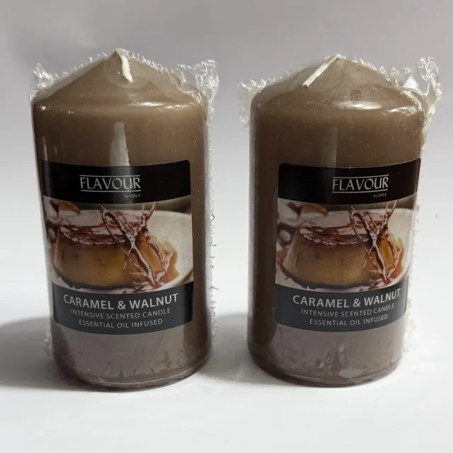 Flavour 2 Stuks Flavour Geurkaars Caramel & Walnut ø 58 × 110 mm Bruin