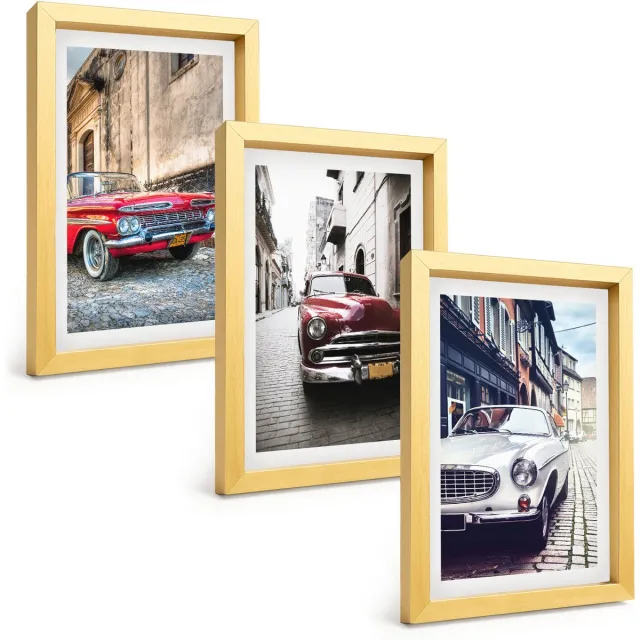 TULUP 4-Delige Schilderij Set - Klassieke auto's in verschillende kleuren op de straten van de stad. - 20 x 30 cm - Wanddecoratie - Muurdecoratie - Woonkamer - Stijlvolle Muurdecoratie Gouden lijst