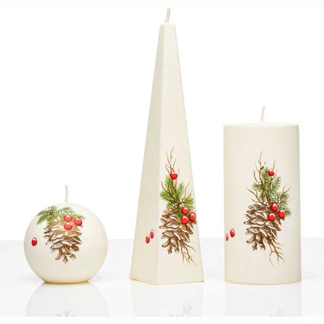 Jakelis Kaarsen - Set Handgeschilderd - Dennenappel met besjes - kerst - kaars - kerstverlichting ivoor