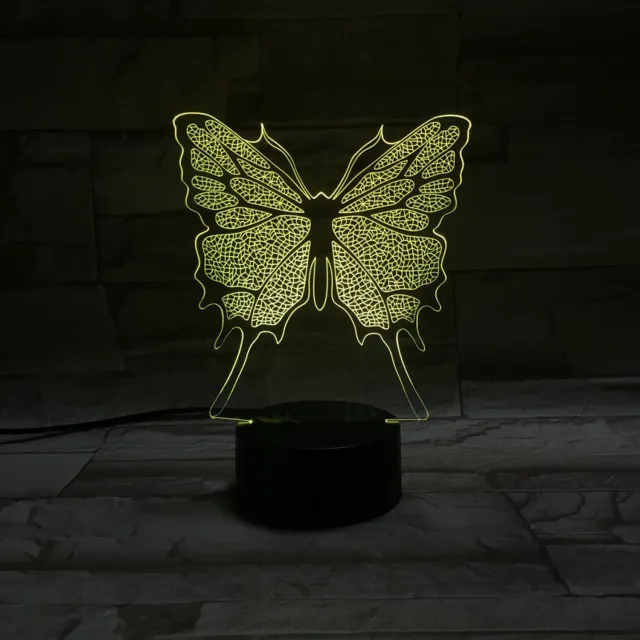 MC Living 3D Led Lamp Met Gravering - RGB 7 Kleuren - Vlinder