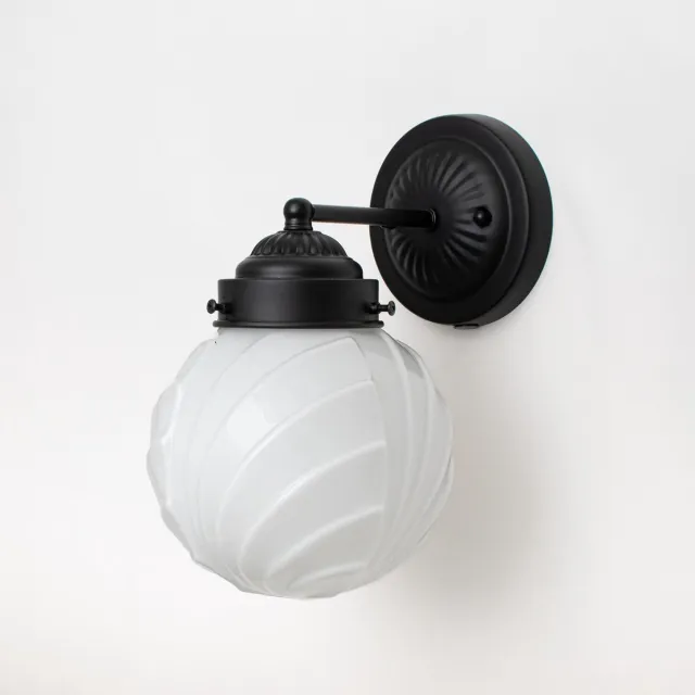 Coloured by Art Wandlamp Swingbulb Moonlight - Art Deco Trade Zwart