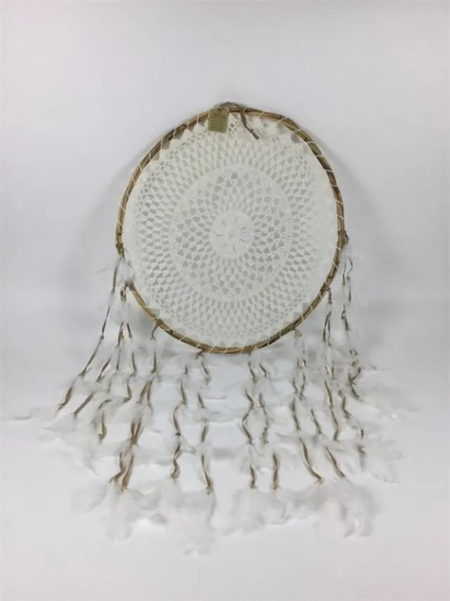 CottonCounts Prachtige dromenvanger handgemaakt in Ibiza-style 50 cm doorsnede Wit Bruin