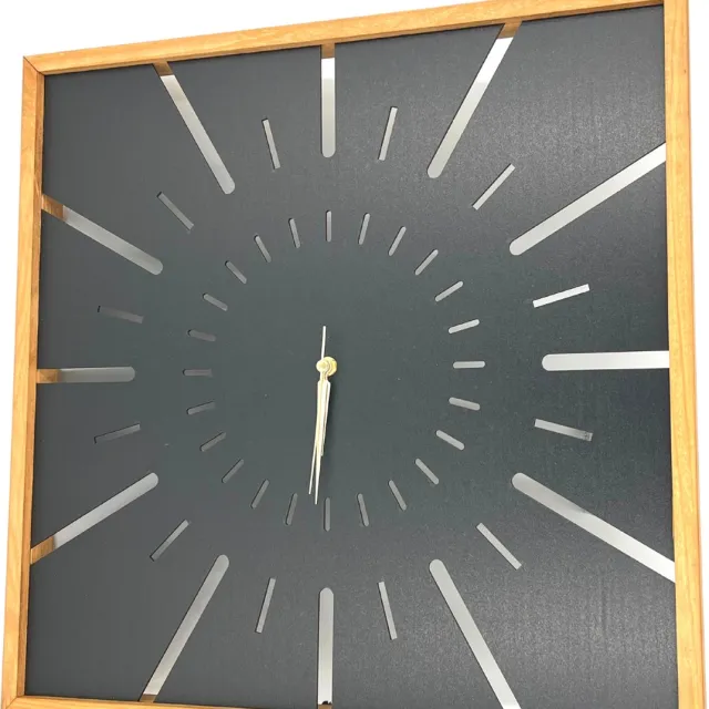 Bubidekor M&Z Collectie-Moderne Wandklok (40x40) - Wanddecoratie - Kunstwerk - Kunst aan de muur - Houten kunst - Klok - Klokken Zwart