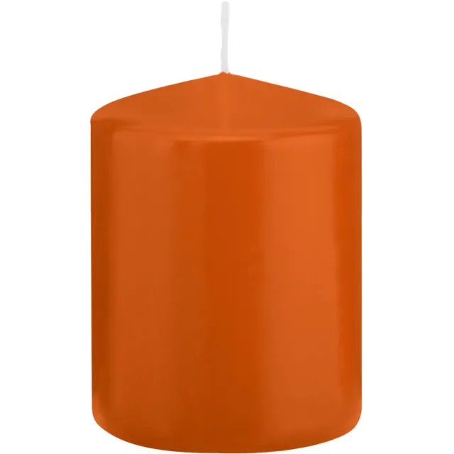 Trend Candles cilinder kaarsen - stompkaarsen - oranje - 6 x 8 cm - 29 branduren - Geurloze kaarsen - Woondecoratie