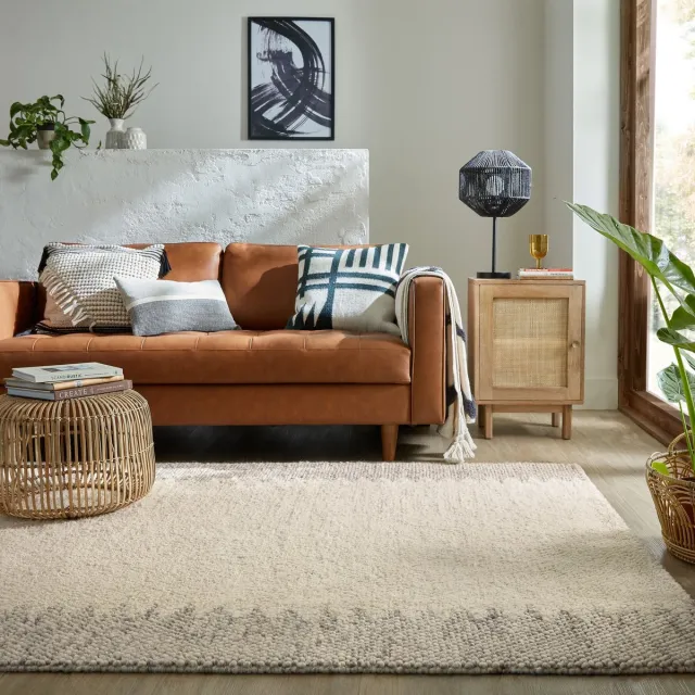 flycarpets Minerals Uni vloerkleed - Laagpolig - Wol - Bolletjes Kader Modern - Naturel / Creme