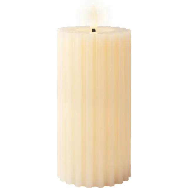 Lumineo luxe LED kaars/stompkaars - creme wit ribbel - D7,5 x H17 cm - timer Ivoorwit