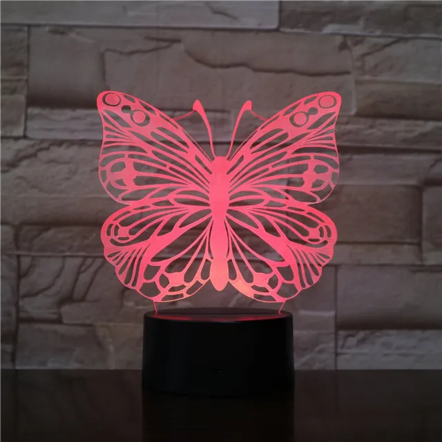 MC Living 3D Led Lamp Met Gravering - RGB 7 Kleuren - Vlinder