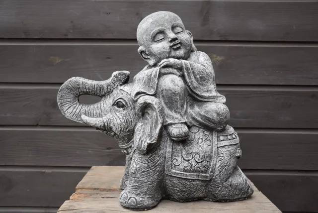 Ilse's Huis en Tuindecoratie Monnik op olifant, groot en massief Antraciet grijs