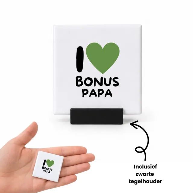 Hacebo I love bonus papa met groen hart tegeltje met tegelhouder - Papa - Liefste bonuspapa - tegeltjes met tekst - Vaderdag cadeautje - Cadeau voor papa - Verjaardag - Geschenk - Cadeau - Gift - spreuktegels - 4.8x4.8 CM Wit