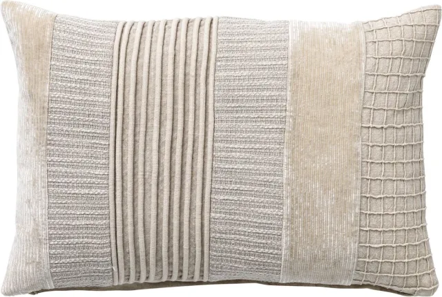 Hoii LAURENCE | sierkussen 40x60 cm | Pumice Stone | beige | Hoii | met duurzame kussenvulling Lichtbeige