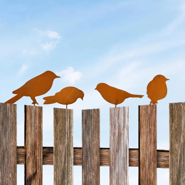 OEMG 4 Stuks Vogels voor Boom, Metalen Tuindecoratie, Buitendieren om aan te Schroeven, Buitenwandecoratie of Decoratief Metalen Bord voor Terras, Balkon, Hek en Boom Roest