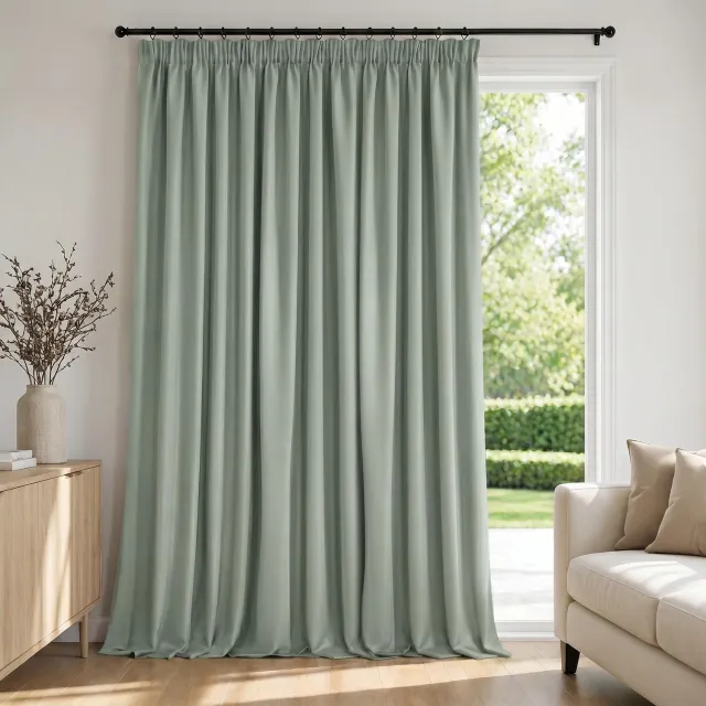 Famanu Verduisterend gordijn met plooiband, 1 stuk, eucalyptugroen, 260 x 300 cm, perfect voor slaapkamers en woonkamers, biedt een elegant en zacht design