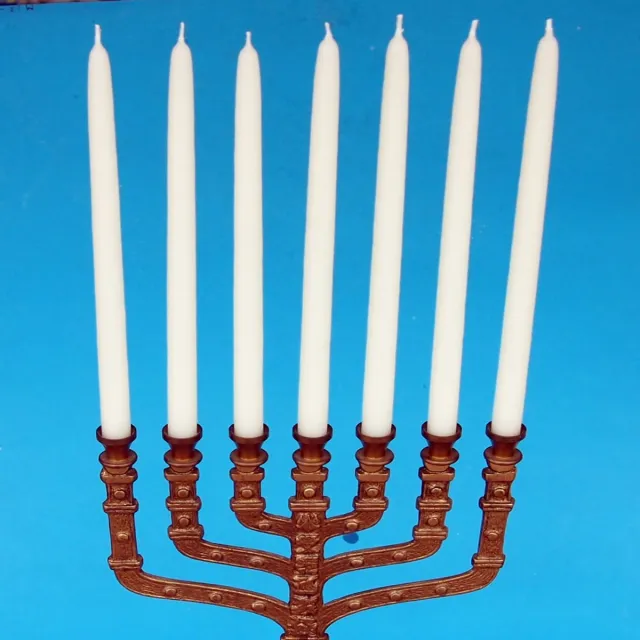 Candlelight 45 Menorah Chanoeka kaarsen 15 mm. dik - 200 mm. lang. Deze kaarsen passen niet in een standaard kandelaar! Ivoor