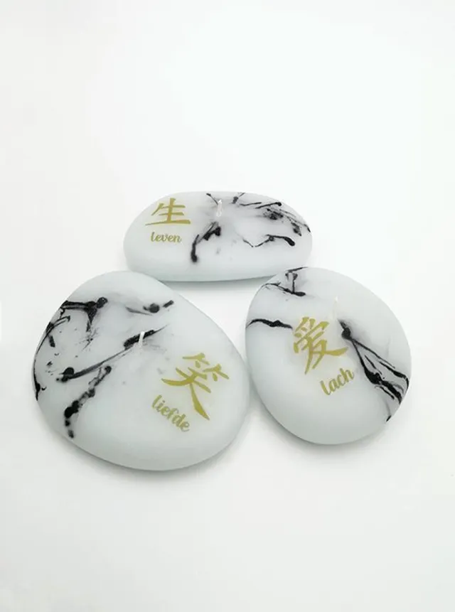 Van Licht Abstracte kaarsen, Drijfkaarsen, Liefde, Leven, Lachen stenen met chinese karakters, set van 3 stuks wit
