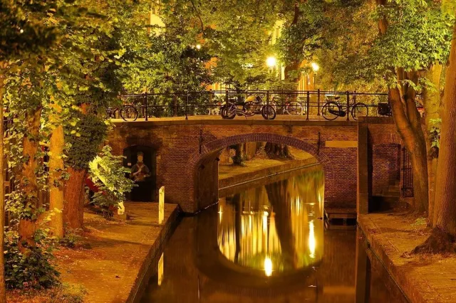 Donker Utrecht Poster Donker Utrecht - Quintijnsbrug over Nieuwegracht - 60 x 40 cm - glanzend papier Multi Colour