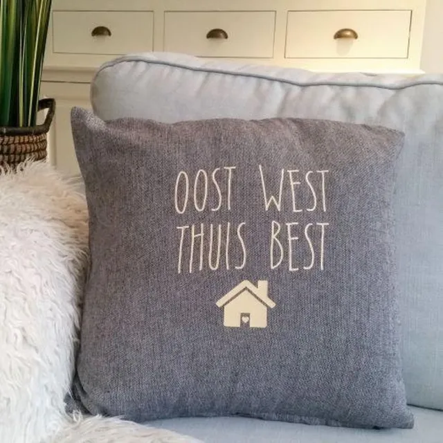 Maison Marcella Kussenhoes tekst Oost west thuis best kussensloop kussen Maat 40x40cm. Met rits. Hoes zonder vulling woonkamer luxe zacht grijs