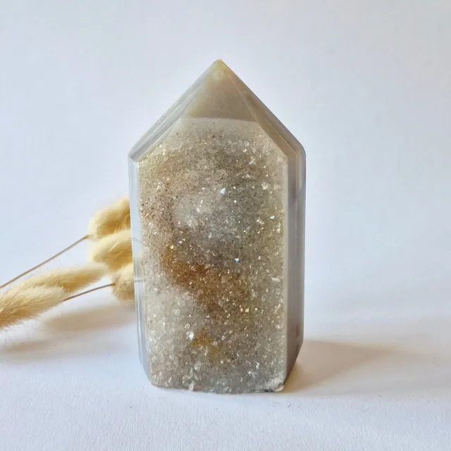 Moonlight Gemstones Druzy Agaat Toren uit Uruguay 447 gram | Natuurlijke Geode Edelsteen Meerkleurig