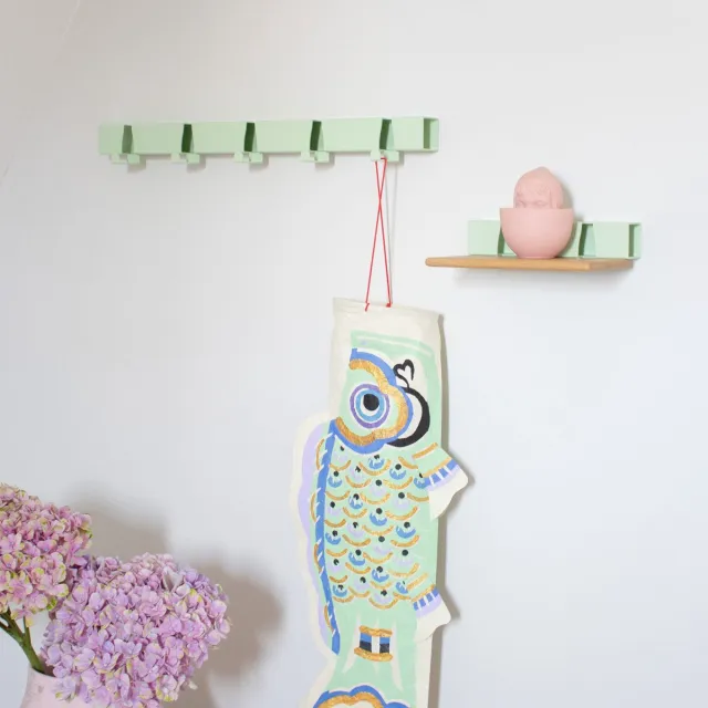 Vij5 Coatrack By The Meter kapstok met 5 haken groen Mintgroen RAL 6019