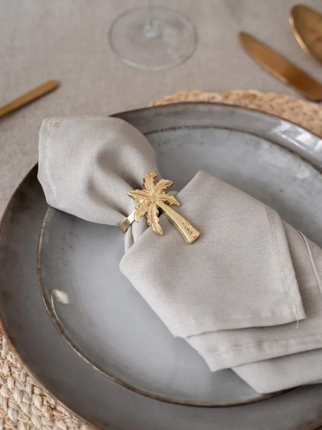 Noré Living Gouden palmboom servetringen (4 stuks) | Servetring goud | Tafeldecoratie goud | Bruiloft decoratie | Tafel accessoire servetringen