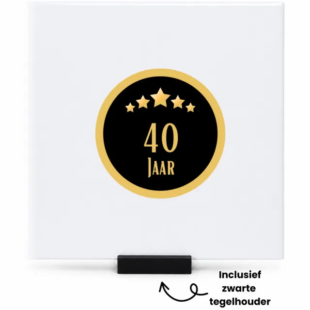Hacebo 40 jaar tegeltje met tegelhouder - iemand die 40 jaar is geworden of 40 jaar lang een relatie hebben of getrouwd zijn - tegeltjes met tekst - verjaardagscadeau - verjaardag - cadeau - kado - geschenk - gift - spreuktegels - 15x15 CM Wit