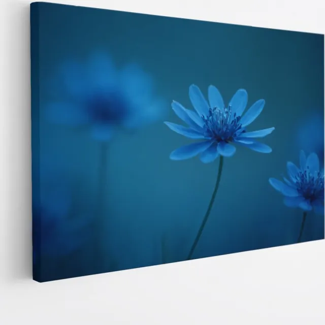 Saammp Canvas Schilderij - Blauwe Bloemen Mystiek - Natuur - Abstract - 120x80 - Foto op canvas - Wanddecoratie - Muurdecoratie Woonkamer - Kantoor Decoratie Multicolor