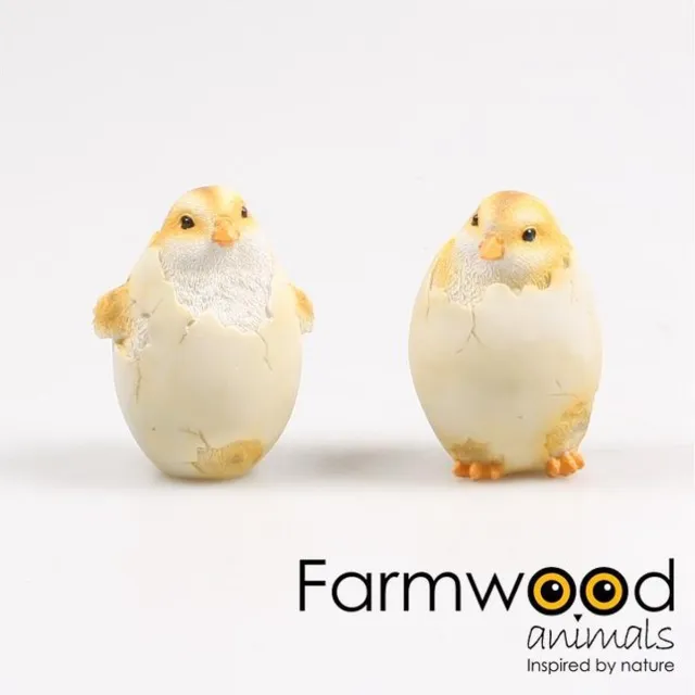 Farmwood Tuinbeeld kuikentje uit ei | 7 x7 x 10 cm geel