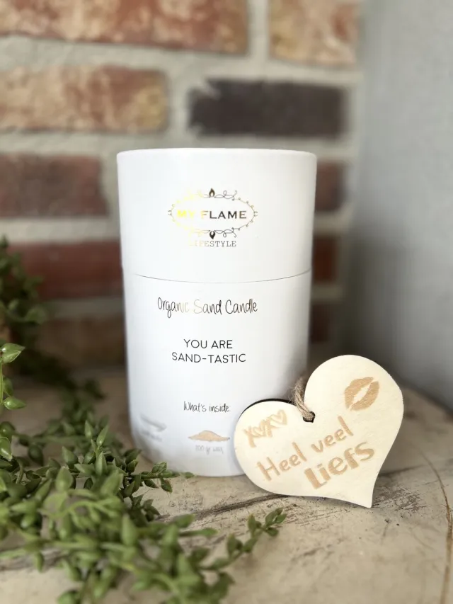 Creaties van hier Giftbox 'You are sand-tastic' met Kaarsenzand en Houten Hartje - Kaars Sand tastic