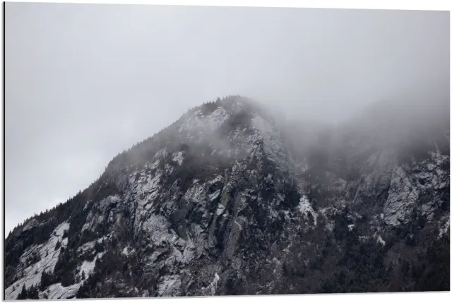 KuijsFotoprint Dibond - Berg met Mist (zwart/wit) - 90x60cm Foto op Aluminium (Met Ophangsysteem)