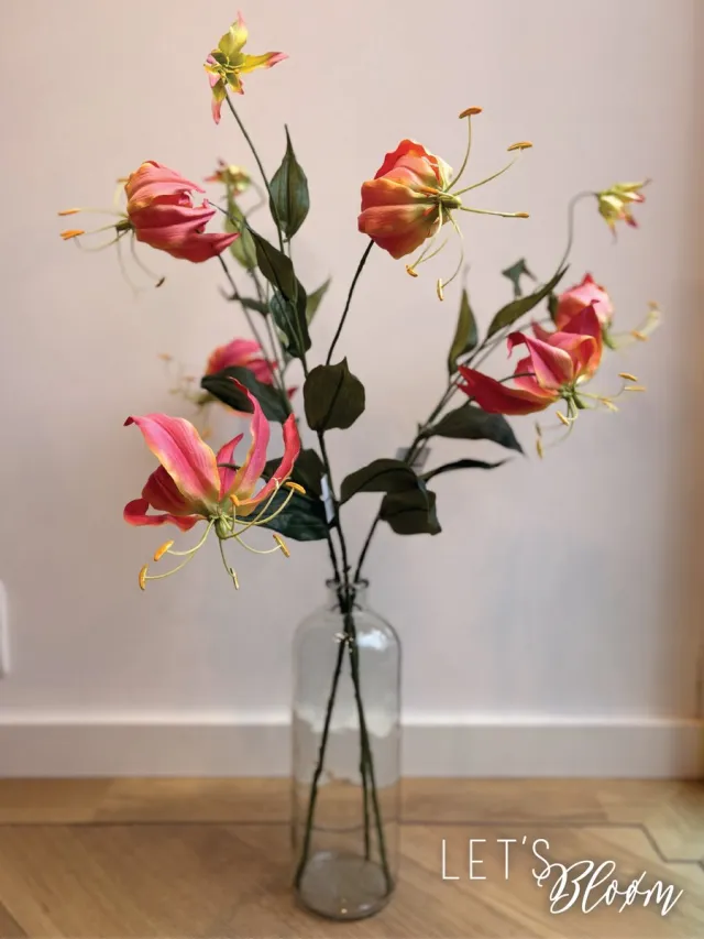 Let's Bloøm Gloriosa | Kunstbloem | Zijdenbloem | Licht roze | Peach | Geel | Groen | Kunsttak | 1, 3 of 5 stuks | Zijden tak