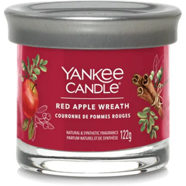 Yankee Candle Red Apple Wreath Small Tumbler - 25 branduren Rood