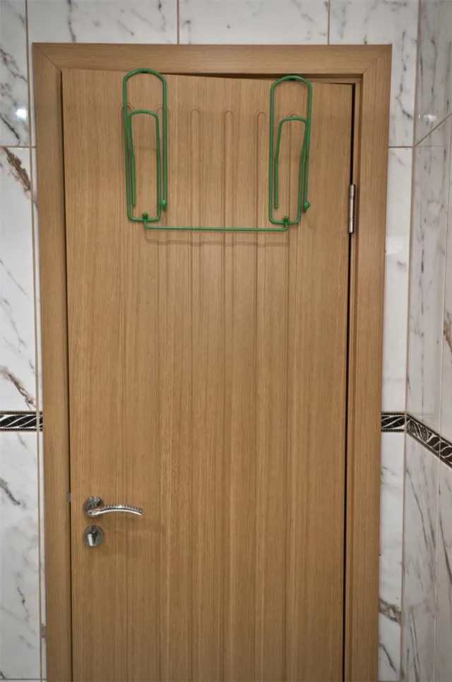 ‎DanDiBo Deurkapstok paperclip - Set van 2 - Groen metaal - 32 cm