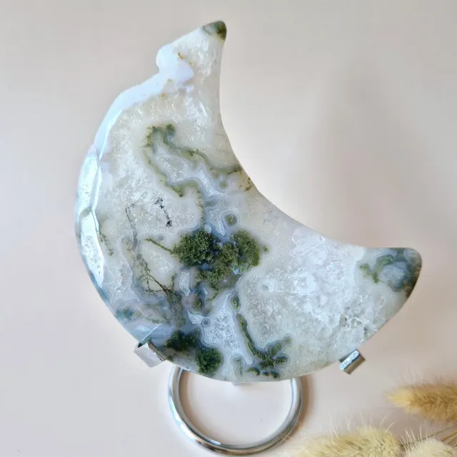 Moonlight Gemstones XL Edelsteen Mosagaat Maan op Standaard (Druzy & Patronen) #153 - 288g 13cm Meerkleurig