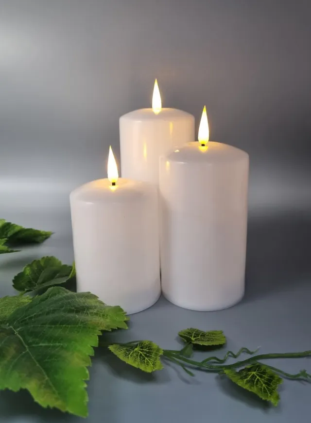 Cortina Led kaarsen - Set van 3 - Vlam effect- Timer (8h aan 16h uit) -100/125/150 mm - Kaars - Sfeerkaars - Batterijen inclusief wit