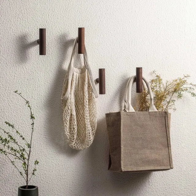 Beyahl Houten kapstokhaken set van 4 – Wandhaak jashaak – Natuurlijke houten wandkapstok – Muurmontage – Minimalistisch design – Stevige kledinghaken voor hal, badkamer en slaapkamer Houtkleur