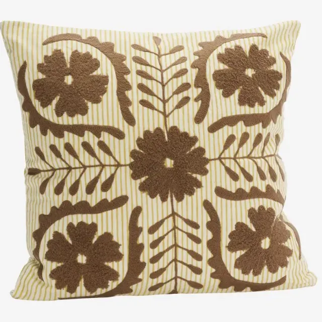 Madam Stoltz Handgeborduurde Suzani Kussenhoes wit/bruin - 45x45cm