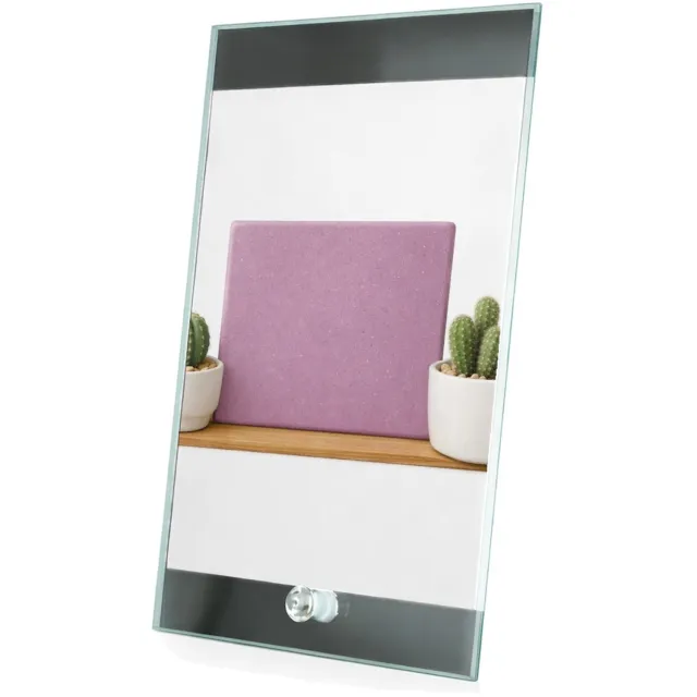 Mr Cadeautjes Glasframe 15 x 23 - design Een minimalistische koffiemok met twee kleine cactussen en e | cadeau Wit