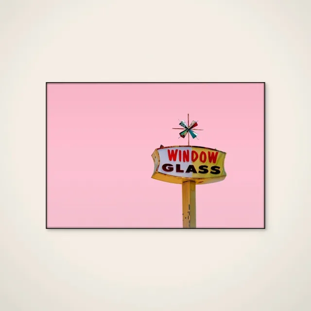 HelloWalls Akoestisch schilderij - 90 x 60 cm - Atomic Pink Starburst Vintage Sign van Tom Windeknecht - Abstracte wanddecoratie - zwart textielframe Meerkleurig