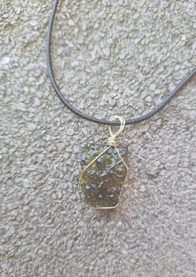 Healing Magic 777 Moldaviet ketting 5 gram - bescherming & transformatie - edelstenen - spiritualiteit - edelstenen ketting groen met zwarte ketting