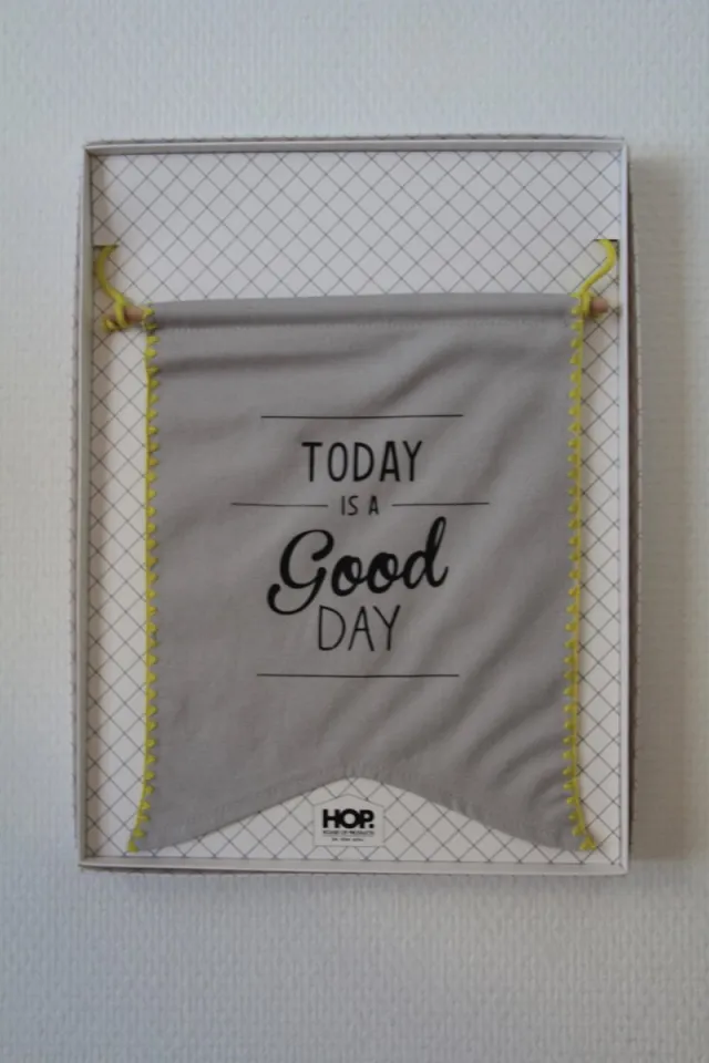 House of Products Wimpel Wit afgewerkt met gele rand