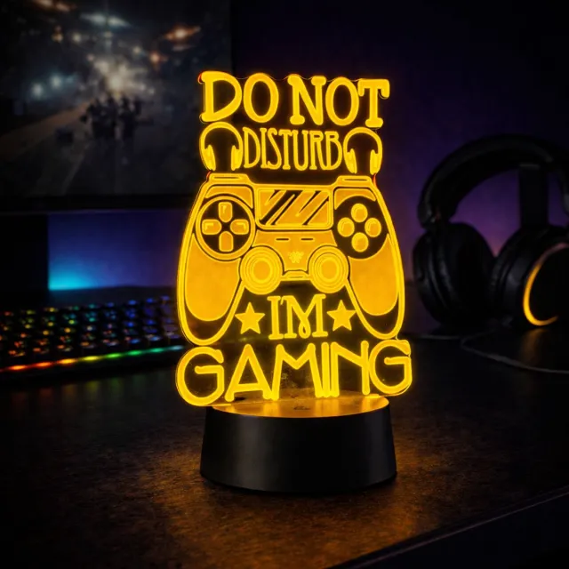 Qware 3D LED Lamp - Do Not Disturb I'm Gaming - 16 kleuren & effecten - Acryl lamp - Touch control - Afstandsbediening Multicolor, Geel