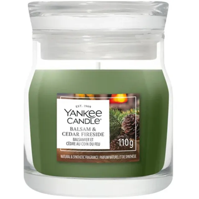 Yankee Candle Balsam & Cedar Fireside Small Jar Geurkaars - tot 30 branduren Groen
