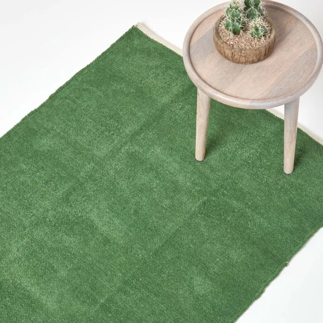 Homescapes Olijfgroen chenille vloerkleed met natuurlijke rand van 100% katoen, 90 x 150 cm Donker olijfgroen