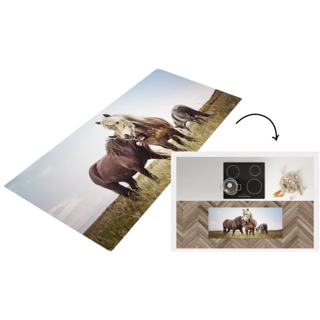 KitchenYeah Keukenloper - Loper keuken - Paarden - Gras - Lente - Keukenloper vinyl Multicolor