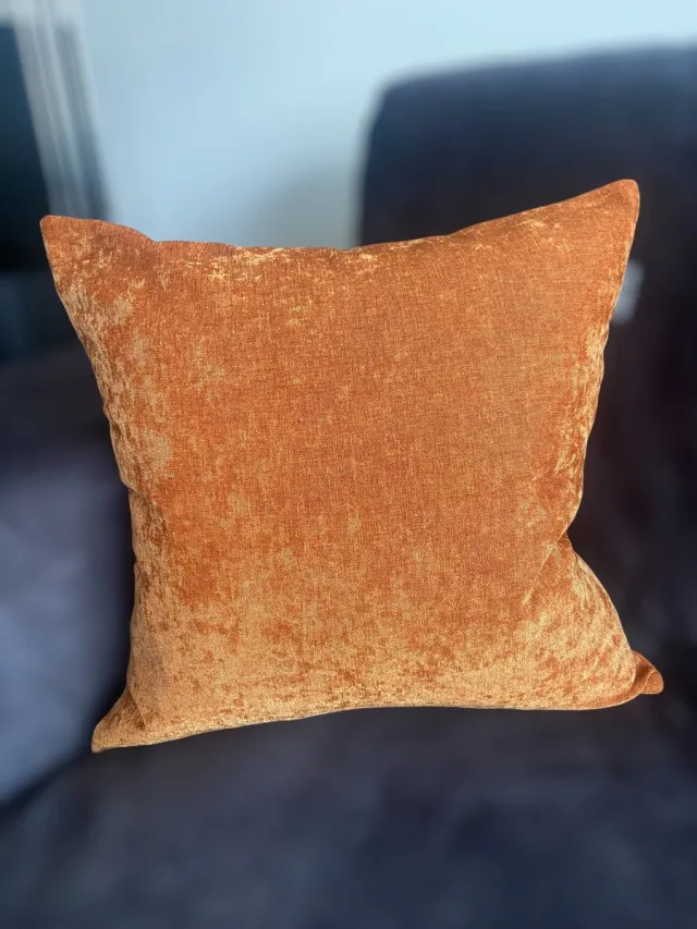 Zippi Design Dark Orange Sierkussen 45x45 cm Luxe (veren vulling) kleur diep warm oranje