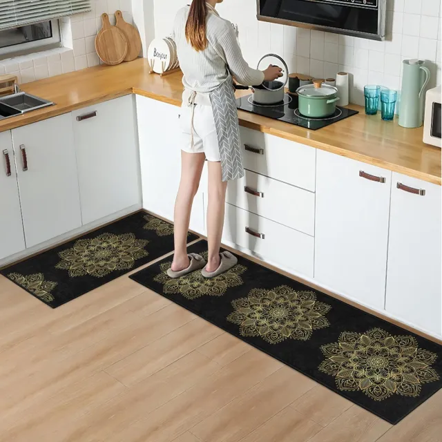 De Groen Home Vloerkleed Keukenloper set 65x180 & 60x100 cm - Deurmat binnen - Halloper set - Laagpolig Zachte Tapijt - Gold mandala op zwart