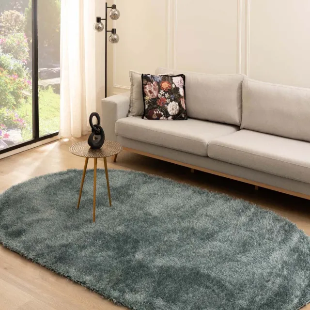 Tapeso Velvet vloerkleed ovaal - Posh blauw 150x240