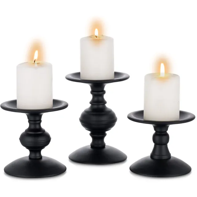 Unyqoos ® Elegante Set van Drie Zwarte Metalen Kandelaars voor Stompkaarsen in Retro Stijl