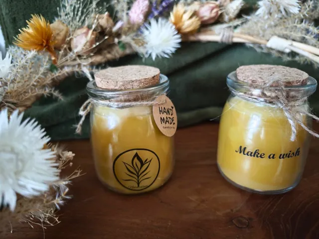 Naturalum 100% bijenwas kaars in glas - met tekst 'Make a wish' Geel