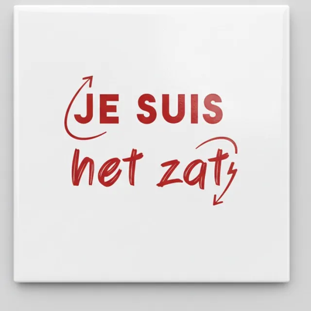 Nevolis Je Suis Het Zat Grappige Quote Tegel – Minimalistische Statement Wanddecoratie – 15 x 15 cm Keramische Tegel Multi Color